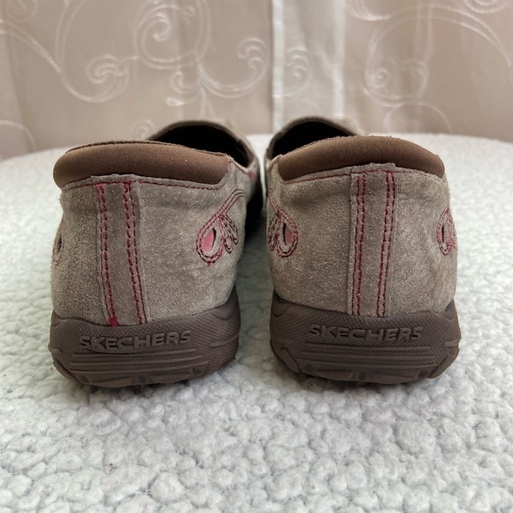 Skechers Relax Fit Slip On Loafers Women, 9.5 - Picture 3 of 13